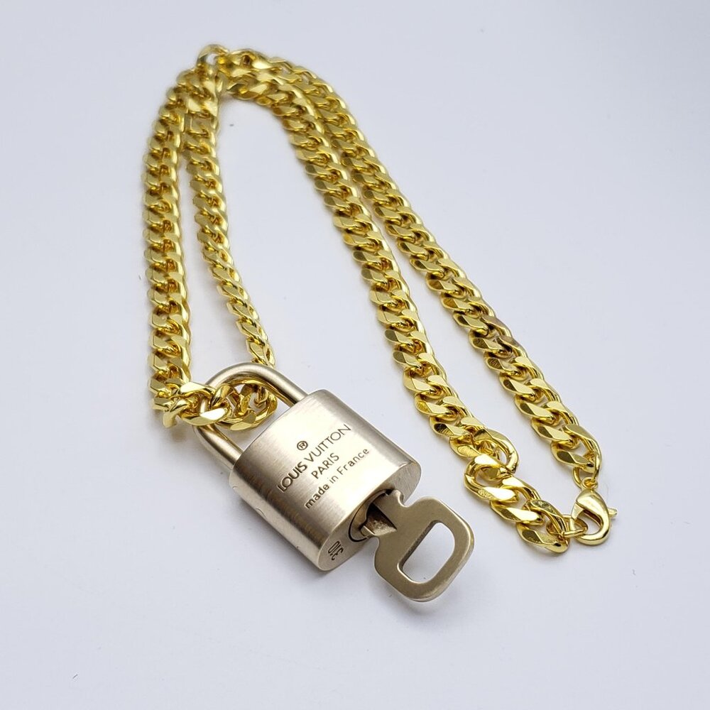 Stainless Steel Gold-Plated Necklace with Authentic Louis Vuitton Padlock - Picture 9 of 11